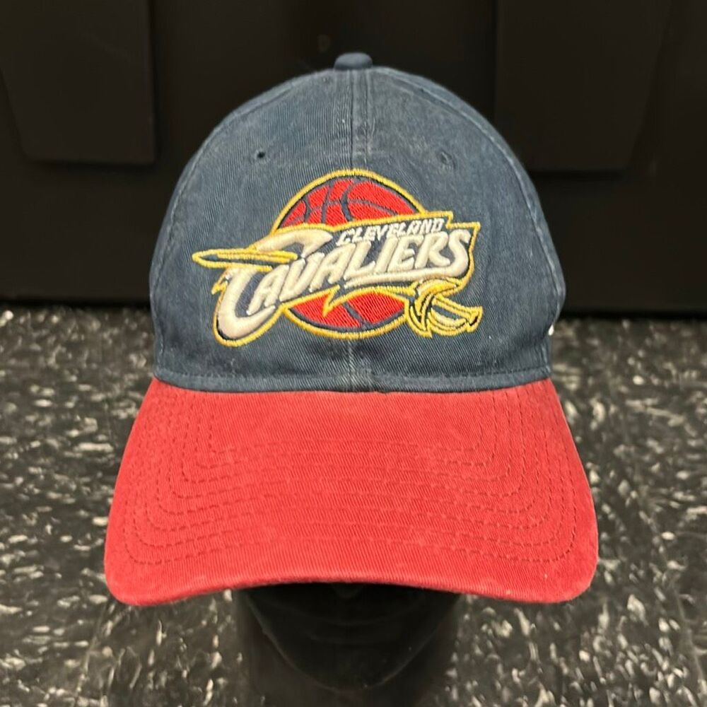 Cleveland Cavaliers Hat Cap New Era 9Twenty Adjustable Strap Basketball Blue Red
